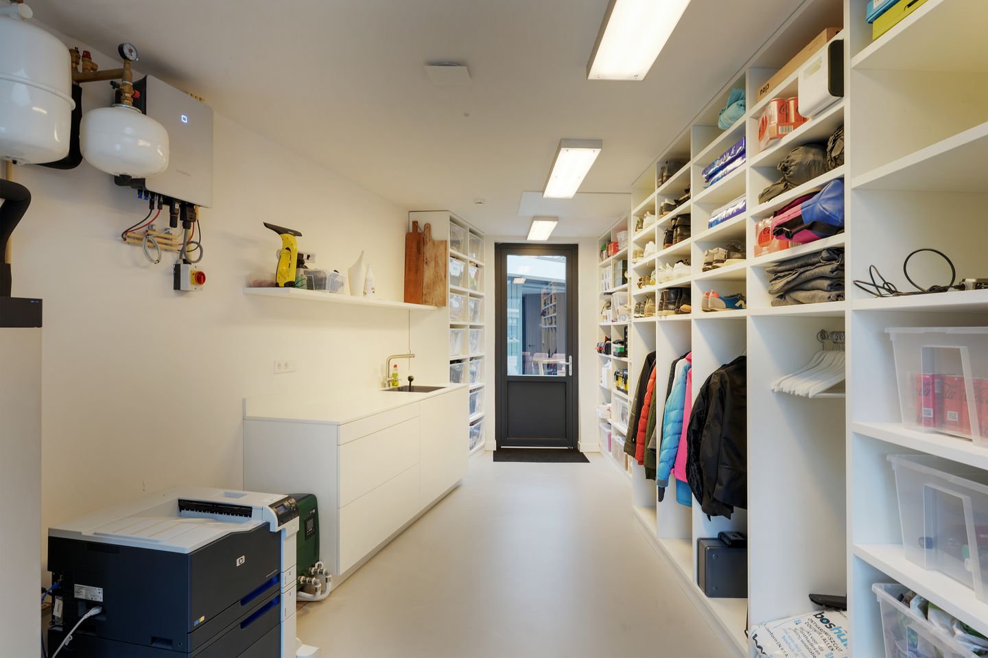 Photo 44 of Hubert van Schonauwenlaan 4