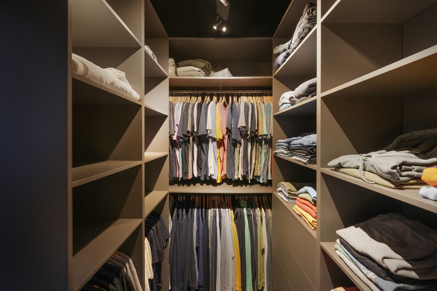 Photo 49 of Hubert van Schonauwenlaan 4