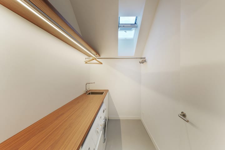 Photo 62 of Hubert van Schonauwenlaan 4