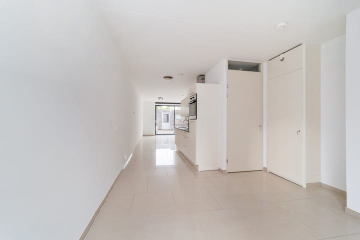 Foto 11 van Glenn Millerstraat 58