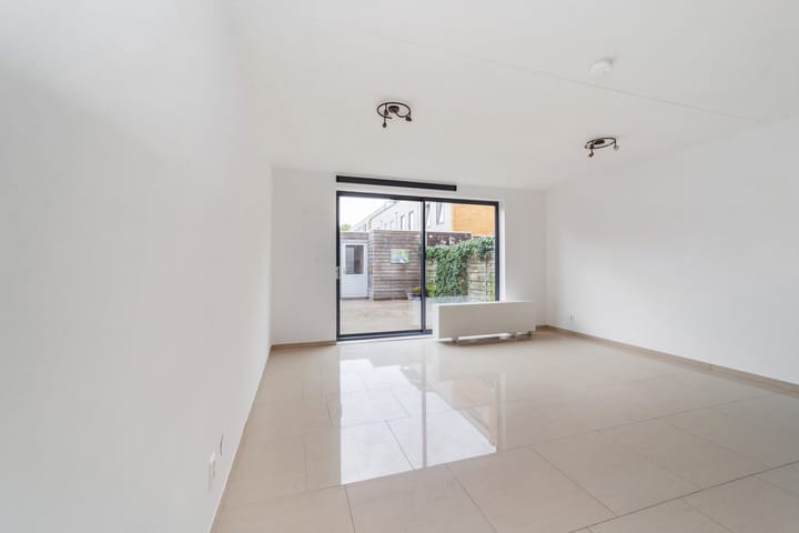 Foto 13 van Glenn Millerstraat 58