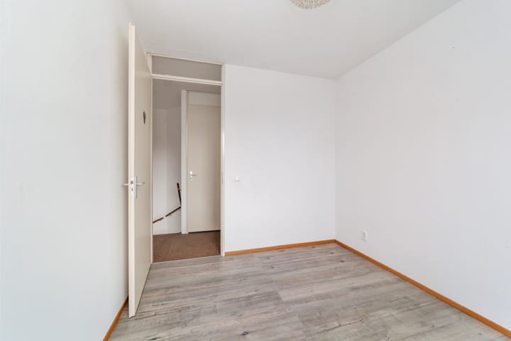 Foto 17 van Glenn Millerstraat 58