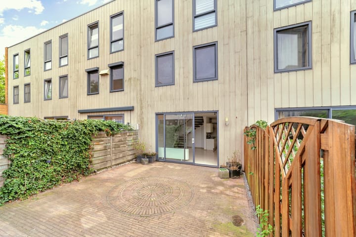 Foto 24 van Glenn Millerstraat 58