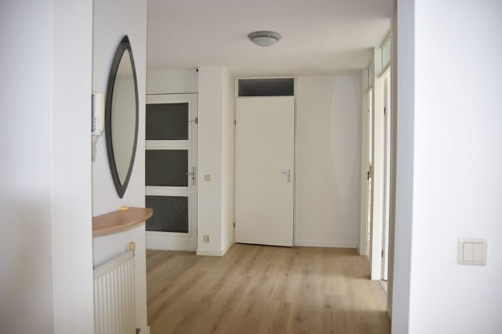 Foto 4 van Rosa Luxemburgpark 31