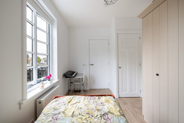 Foto 9 van Stationsweg 42-D