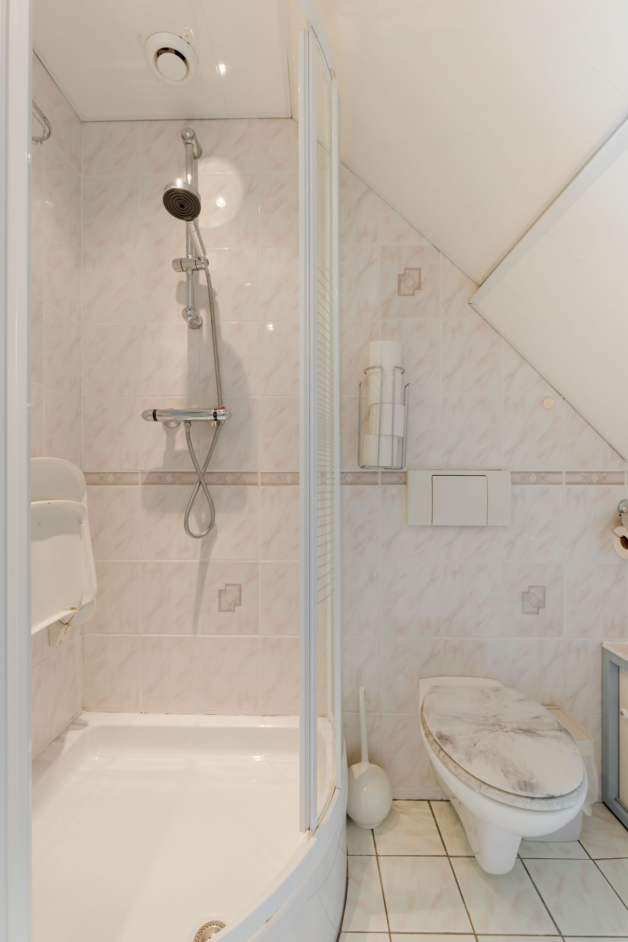 Foto 33 van Bovendwarsweg 9