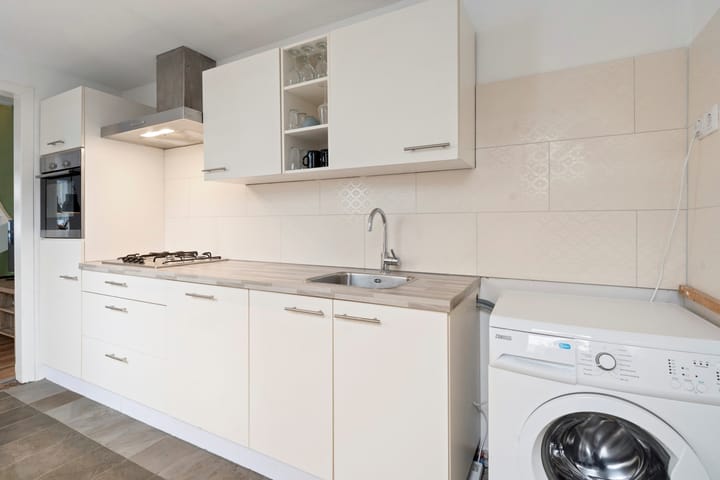 Foto 12 van Van Leeuwenhoekstraat 42