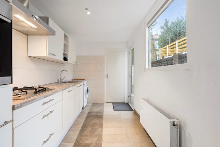 Foto 13 van Van Leeuwenhoekstraat 42