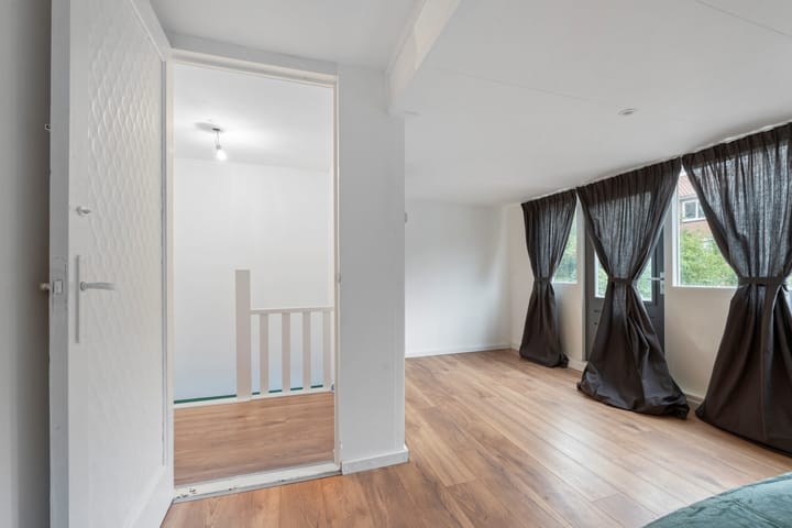 Foto 25 van Van Leeuwenhoekstraat 42