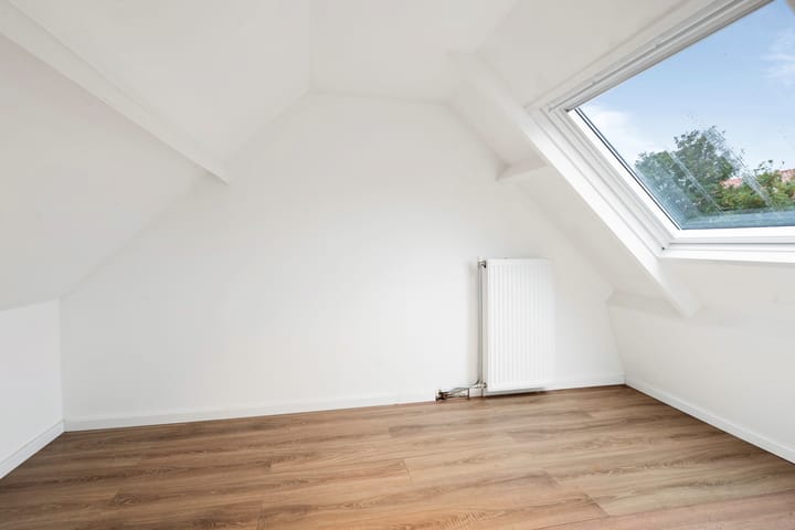 Foto 34 van Van Leeuwenhoekstraat 42