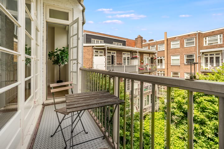 Photo 12 of Milletstraat 56-3