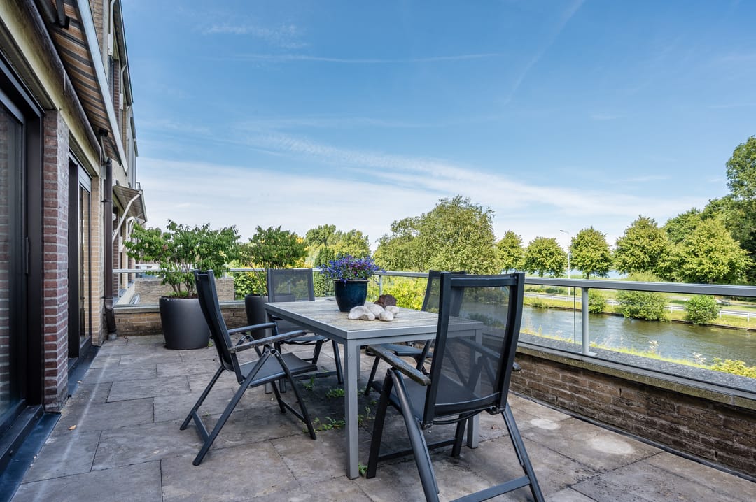 Foto 38 van Reviuslaan 74