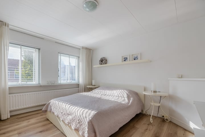 Foto 18 van Irenestraat 24