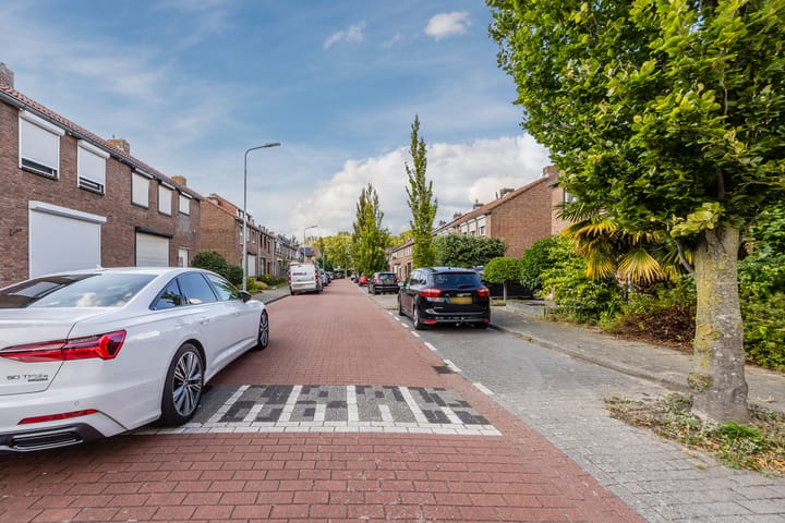 Foto 27 van Irenestraat 24