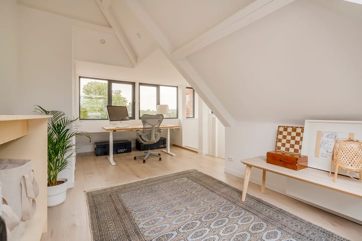 Photo 36 of Van Zuylen van Nijeveltstraat 145