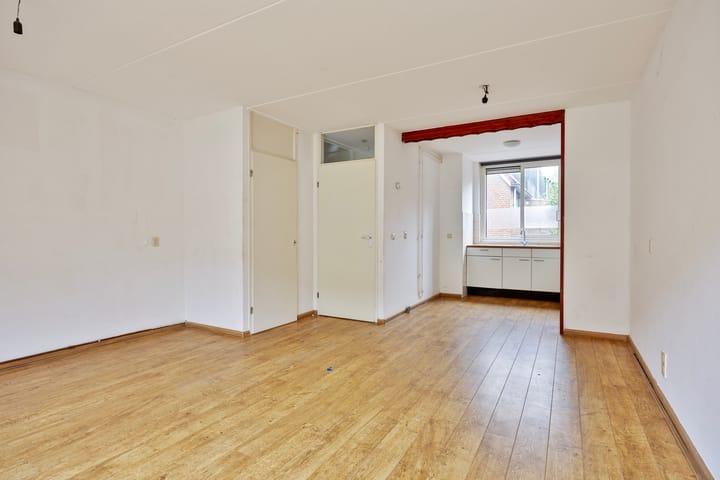 Foto 12 van Van der Lubbehof 2