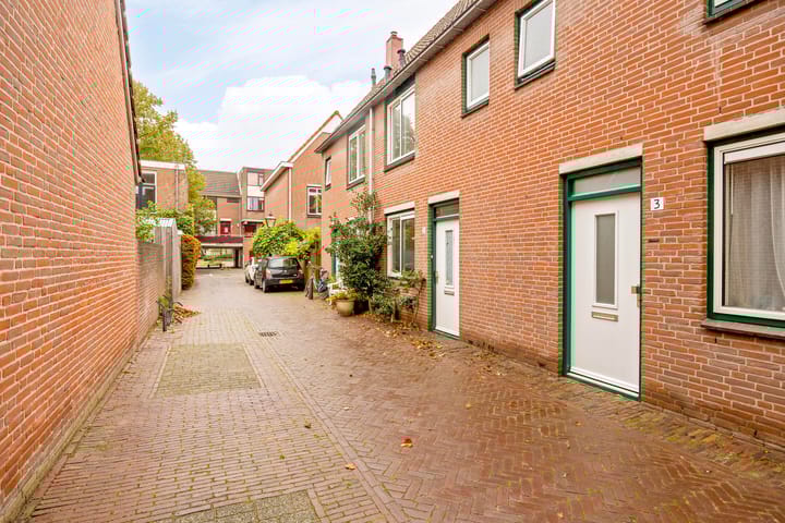 Foto 29 van Van der Lubbehof 2