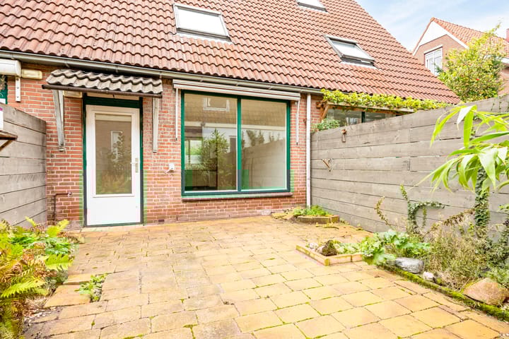 Foto 27 van Van der Lubbehof 2