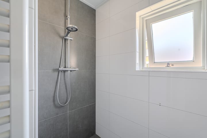 Foto 25 van Brederolaan 14