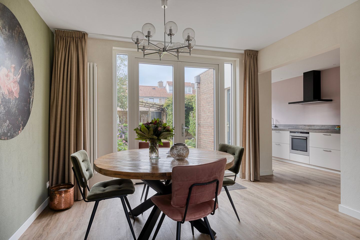 Photo 14 of Amalia van Solmsstraat 29