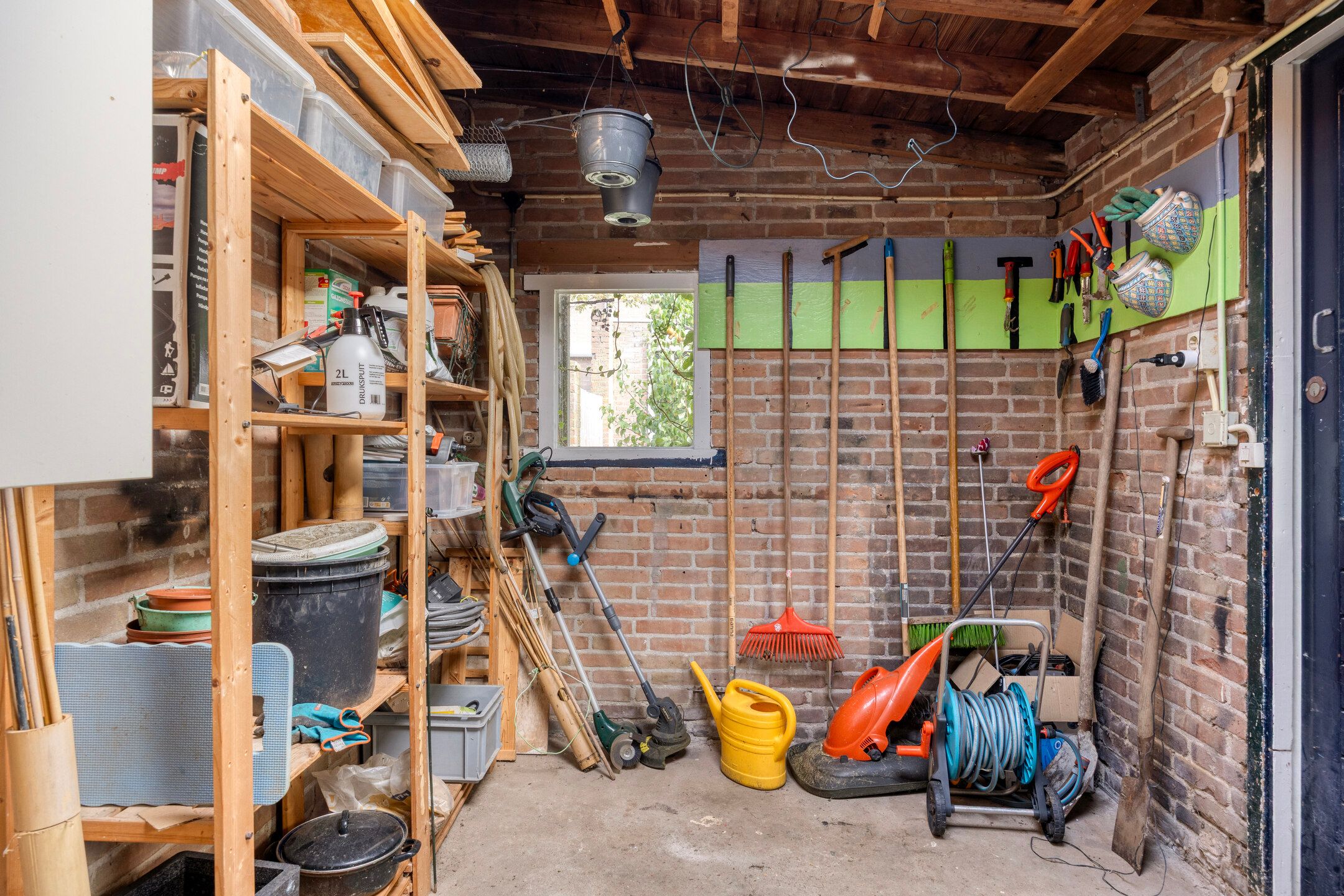 Photo 33 of Amalia van Solmsstraat 29