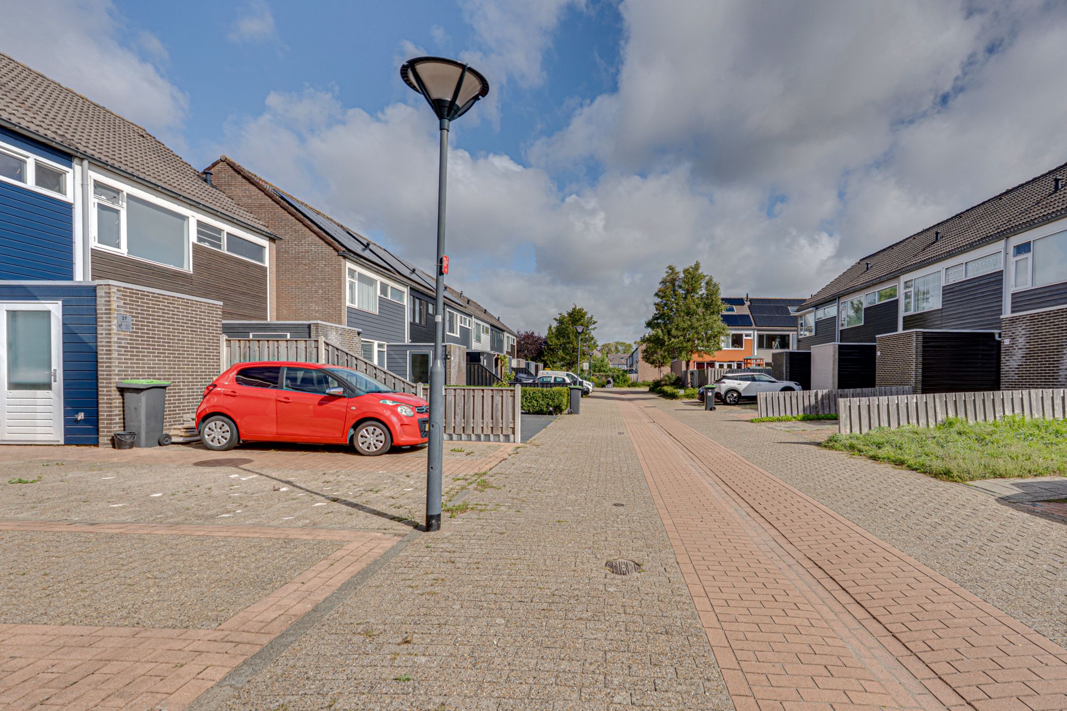 Photo 3 of Oosterscheldestraat 25