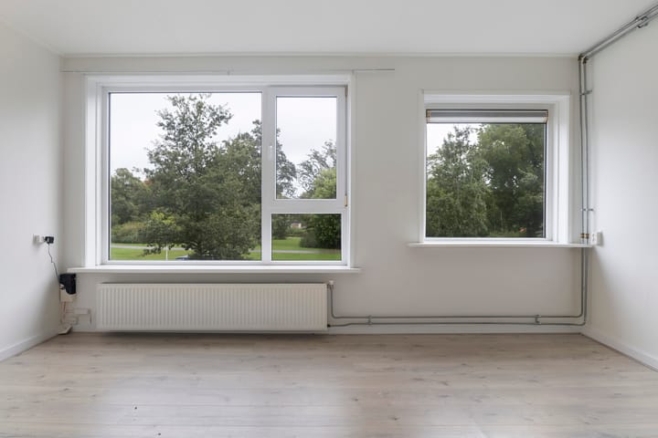 Photo 5 of Julianalaan 61-B