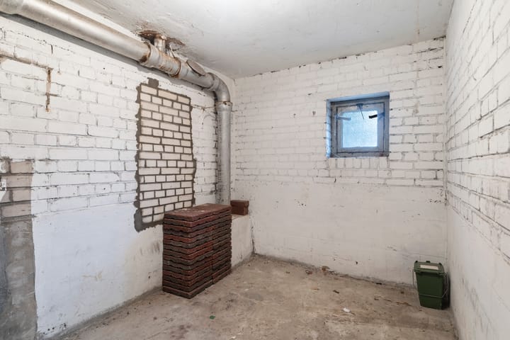 Photo 18 of Julianalaan 61-B