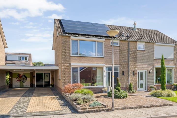 Foto 1 van Acacialaan 13