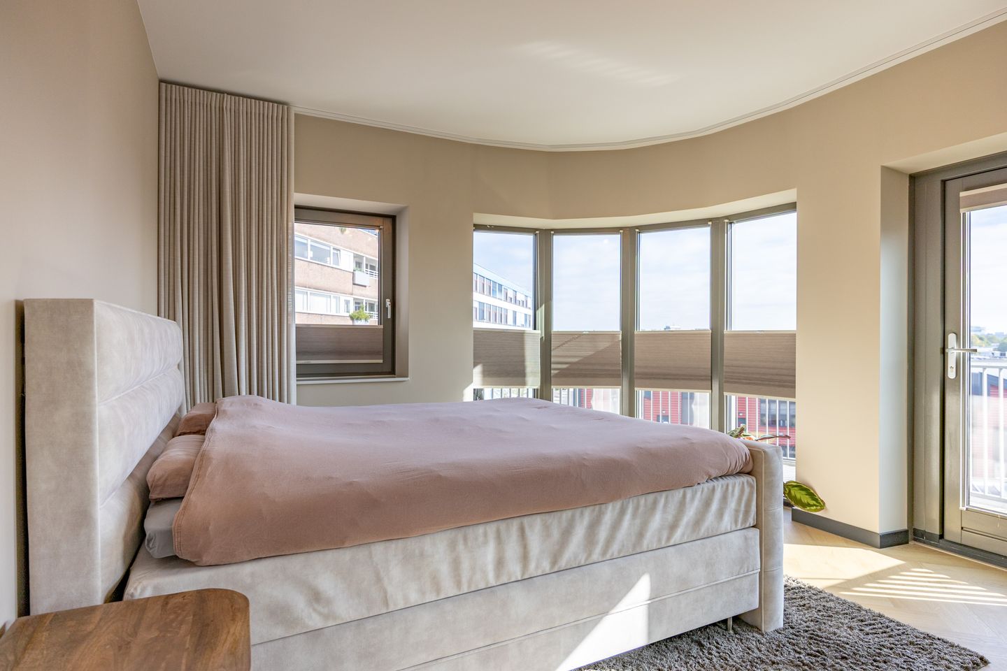 Foto 25 van Burgemeester Elsenlaan 323-F304