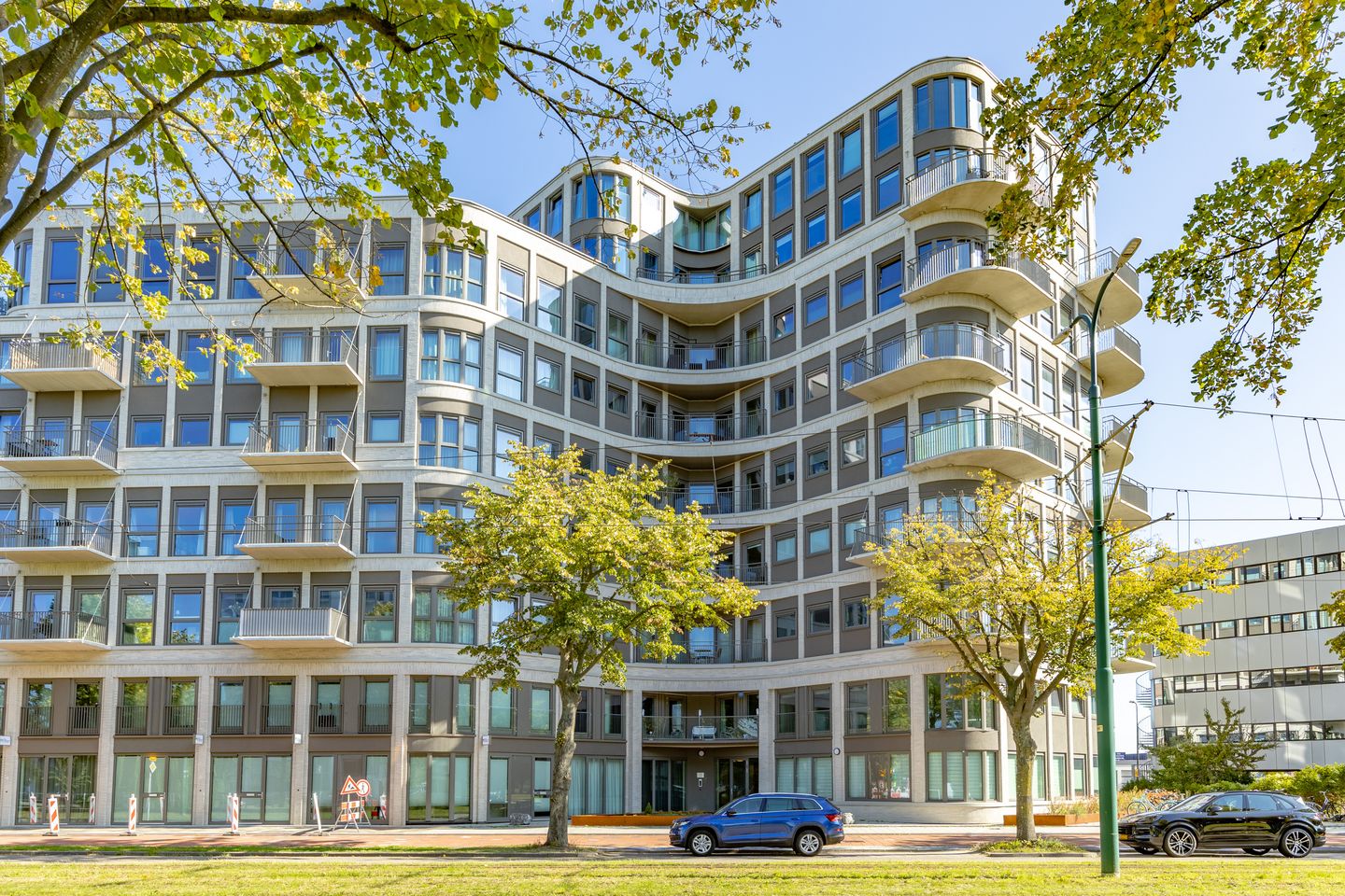 Foto 35 van Burgemeester Elsenlaan 323-F304