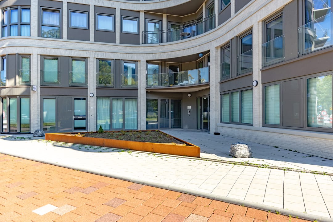 Foto 38 van Burgemeester Elsenlaan 323-F304