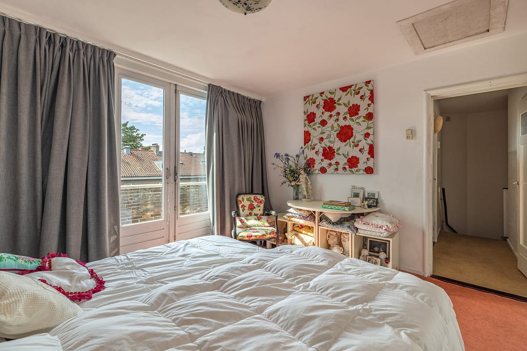 Foto 28 van Paetsstraat 27-B