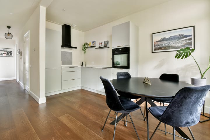 Foto 12 van Wijttenbachstraat 50-C