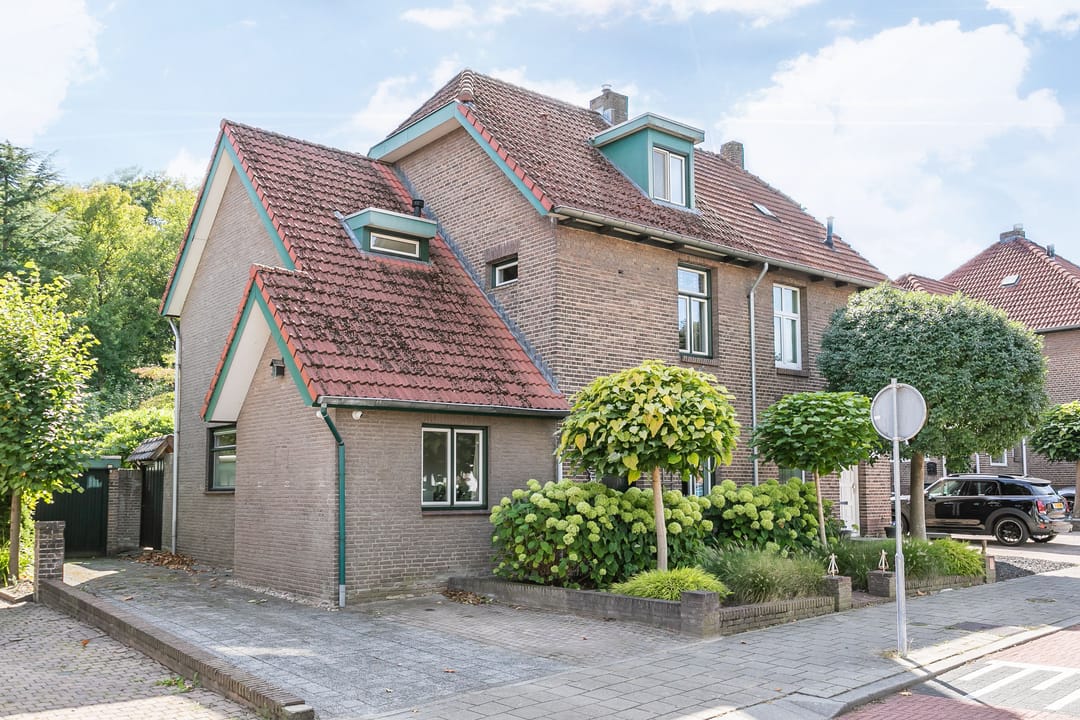 Foto 1 van Karel Doormanstraat 13