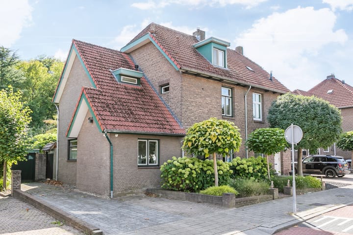 Karel Doormanstraat 13