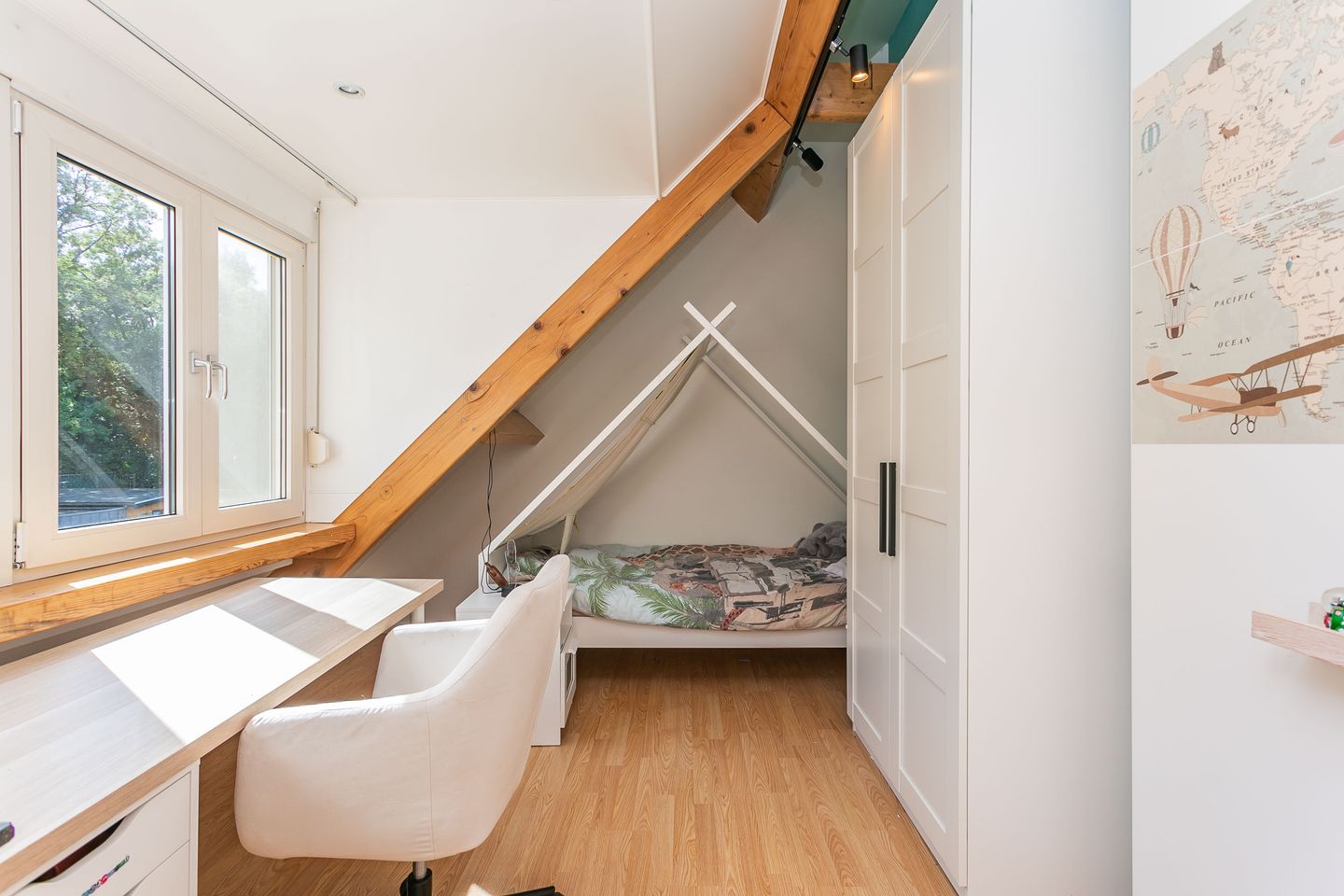 Foto 19 van Karel Doormanstraat 13