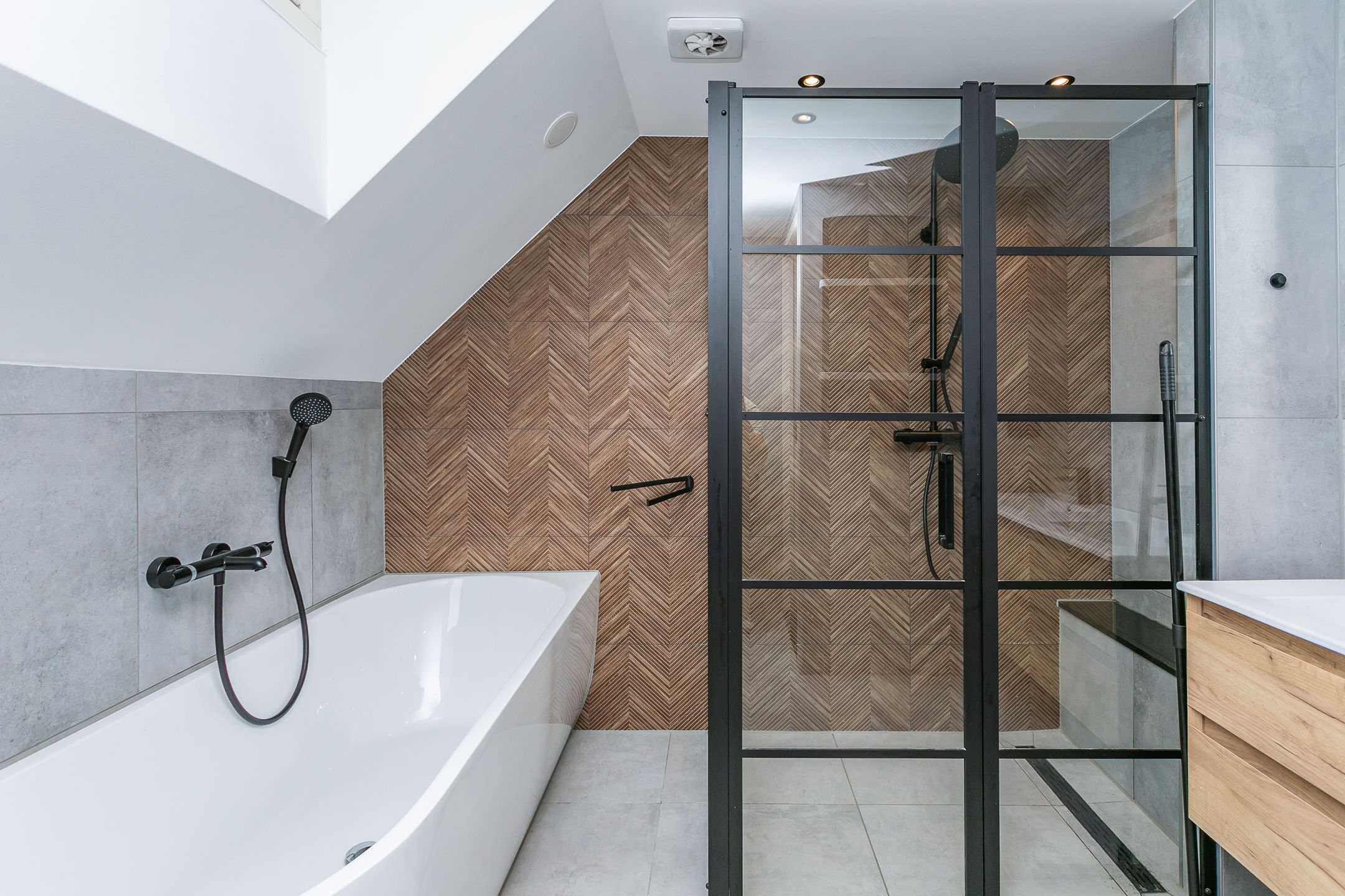 Foto 24 van Karel Doormanstraat 13