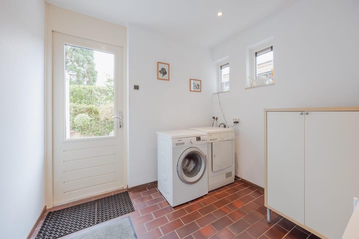 Foto 22 van Van Hamelbergweg 2