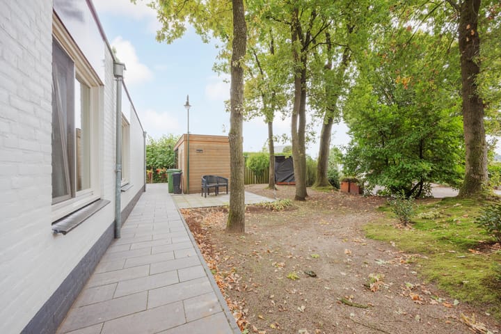 Foto 40 van Van Hamelbergweg 2