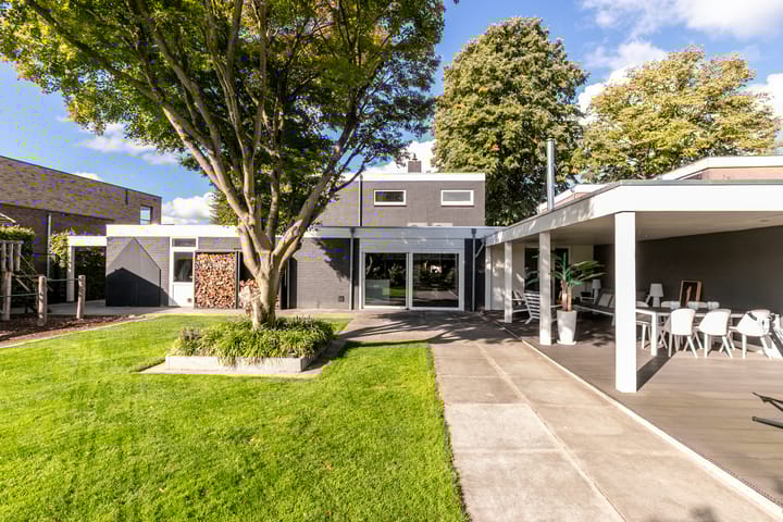 Photo 2 of Achterstraat 49