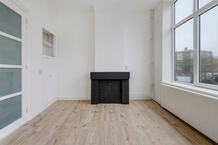 Photo 5 of Amsterdamsestraat 61