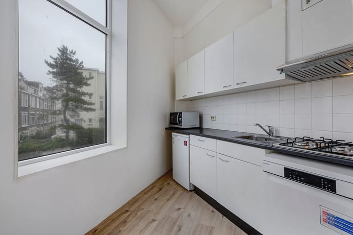 Photo 9 of Amsterdamsestraat 61