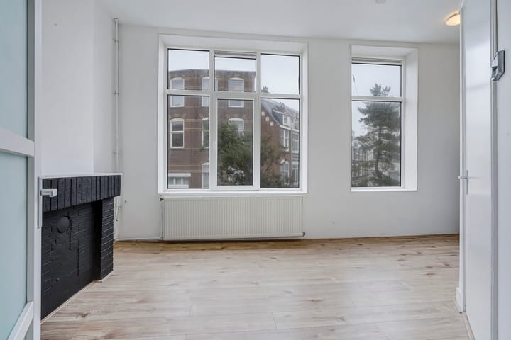 Photo 17 of Amsterdamsestraat 61