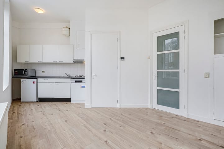 Photo 29 of Amsterdamsestraat 61