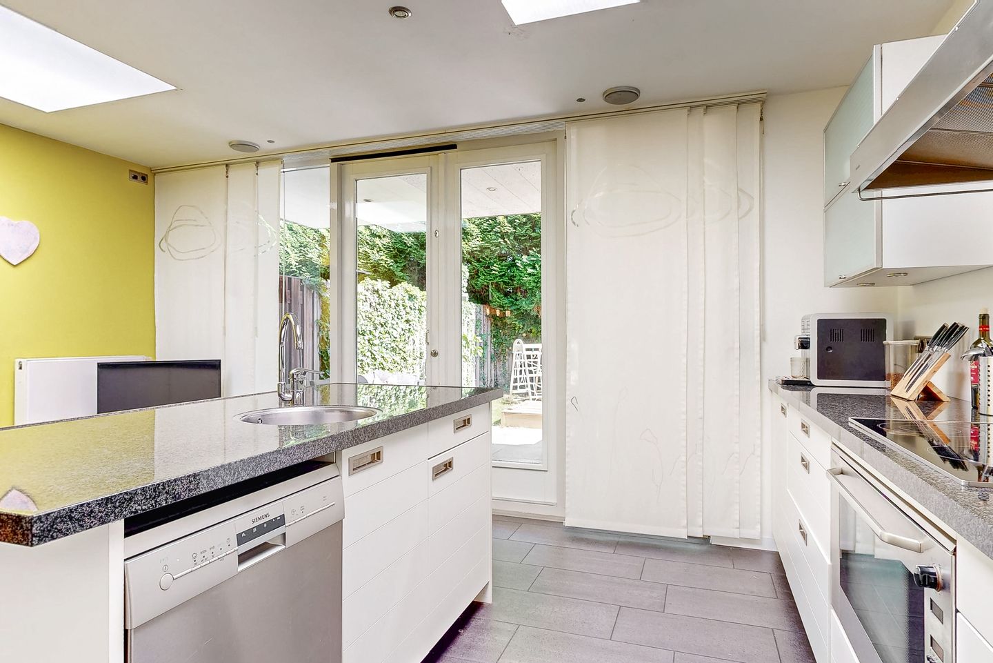 Photo 20 of Hortensiastraat 57