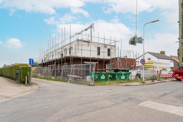 Photo 5 of Bloesemstraat