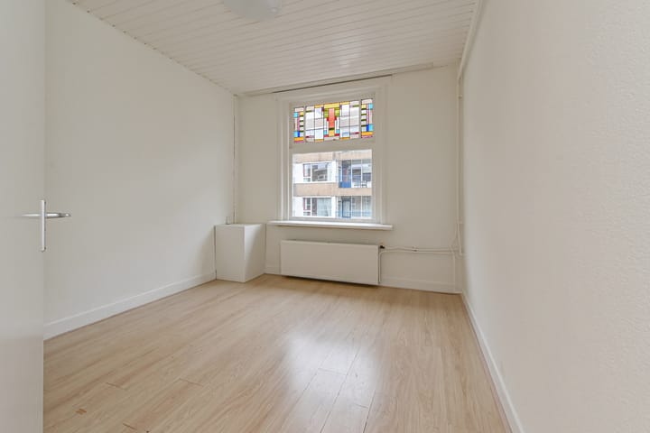 Photo 19 of Newtonstraat 461