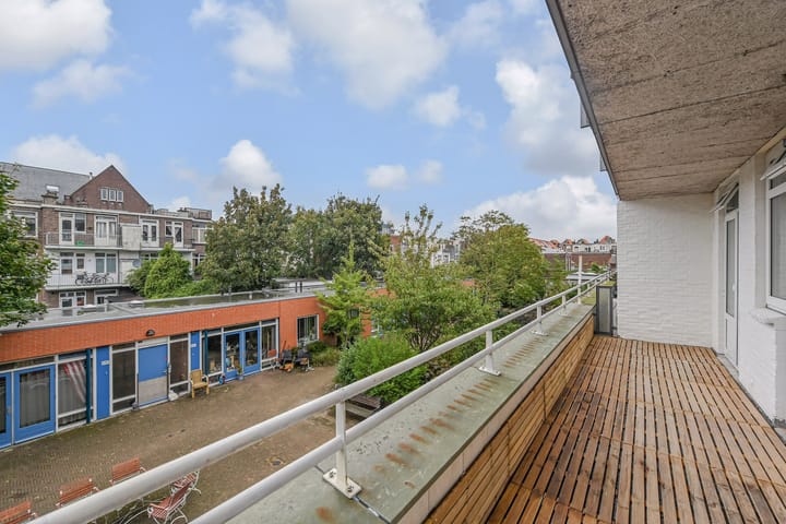 Photo 23 of Newtonstraat 461