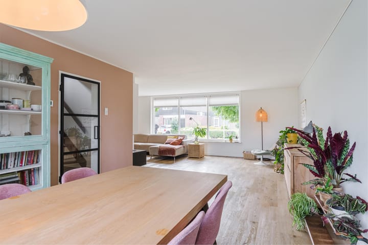 Foto 12 van van Matenesselaan 25